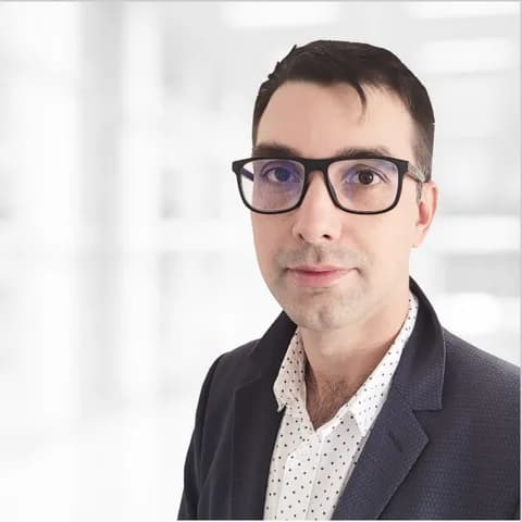 Азат Закиров